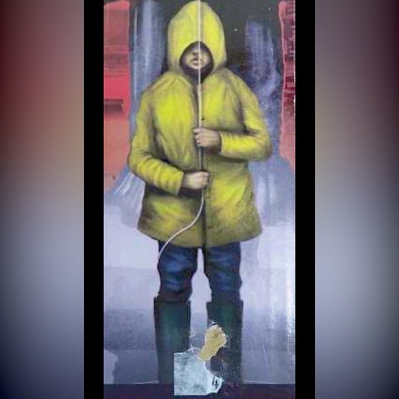 ‘It’ wall clock - Picture 4 of 4